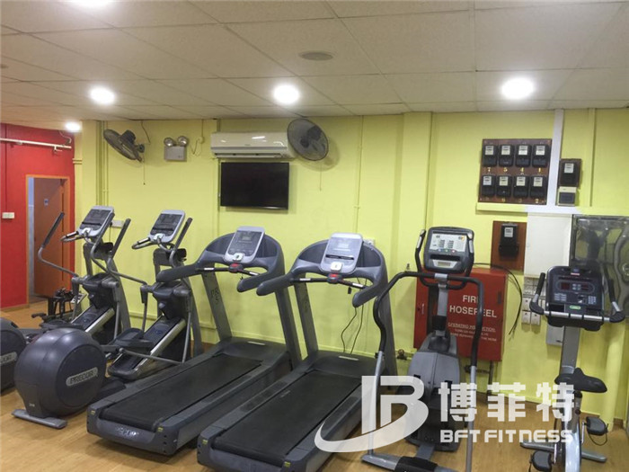 快猫影院入口客户健身房