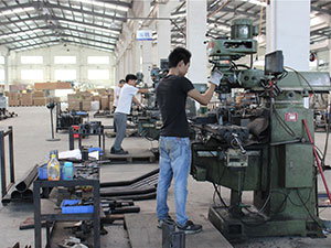 快猫影院入口健身器材生产设备5